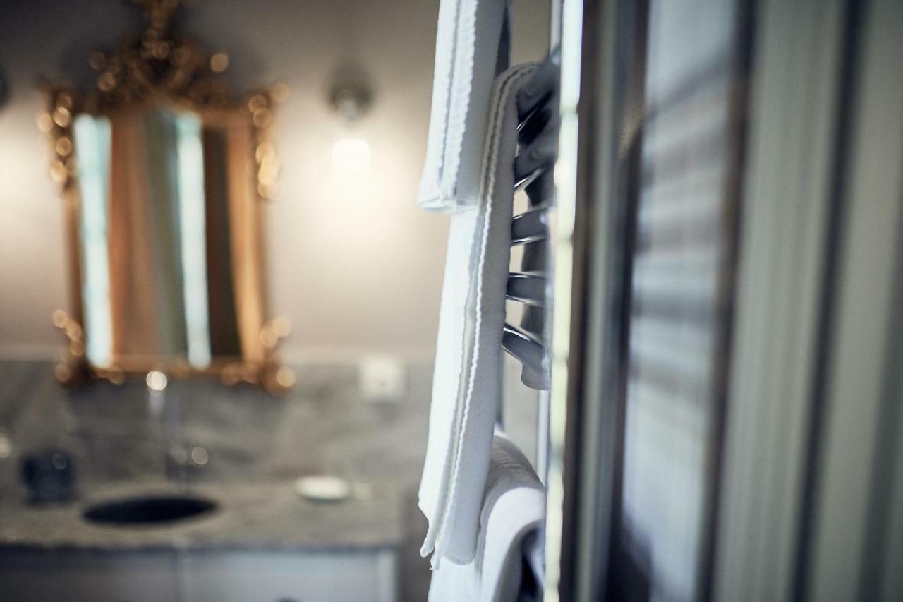 Castel Bois Marie, Maison D'Hotes Монтобан Экстерьер фото Towel warmer