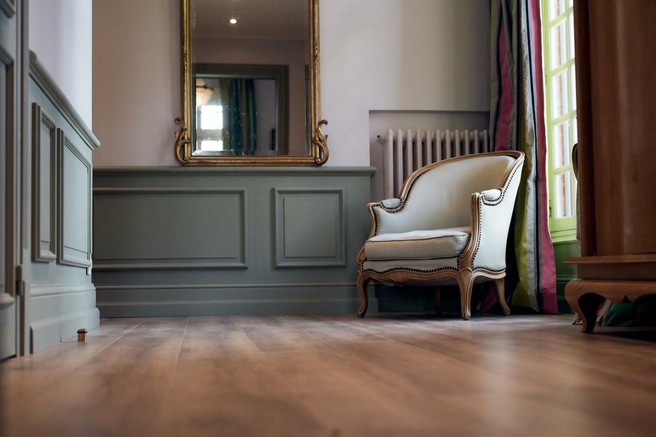 Castel Bois Marie, Maison D'Hotes Монтобан Экстерьер фото A parquet floor